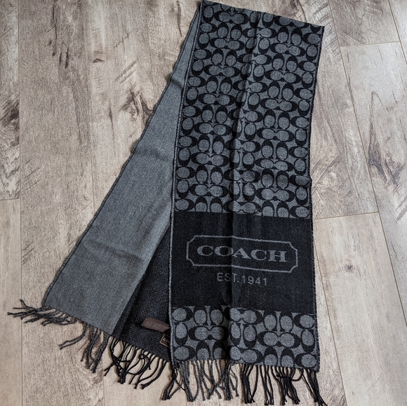 Coach Classic Wool Scarf - Picture 4 of 8